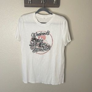 Oversized boyfriend graphic tee